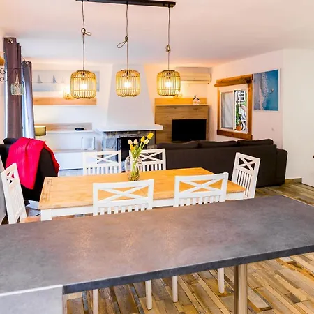 Azor Apartment Balcon Al Mar Lägenhet